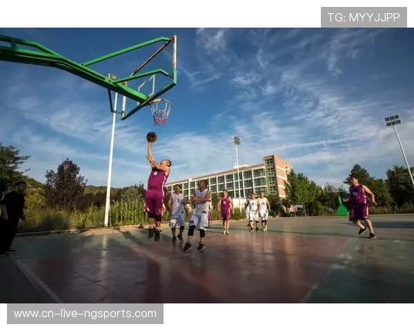 以篮球为纽带凝聚青春力量展现团队精神与拼搏风采