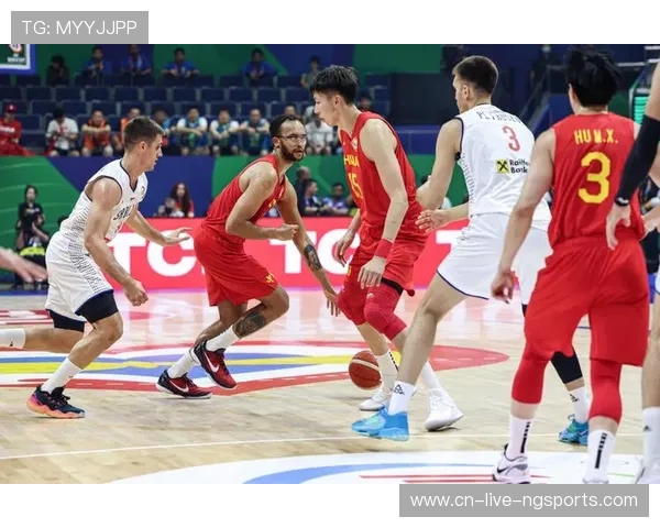 中国男篮迎战世界杯强敌 力争晋级八强拼搏之路充满挑战